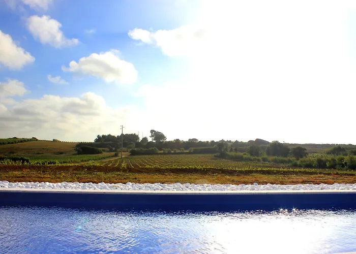 Entre Vinhas & Mar Feriegård *